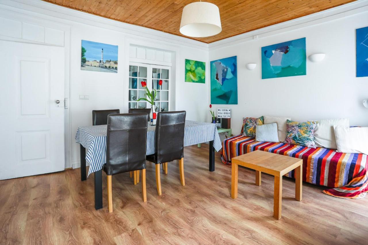 City Center Apt In Lively Bairro Alto! Lisboa 外观 照片
