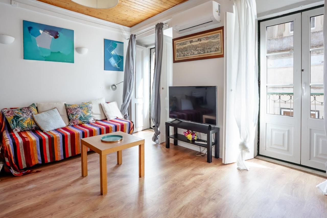 City Center Apt In Lively Bairro Alto! Lisboa 外观 照片
