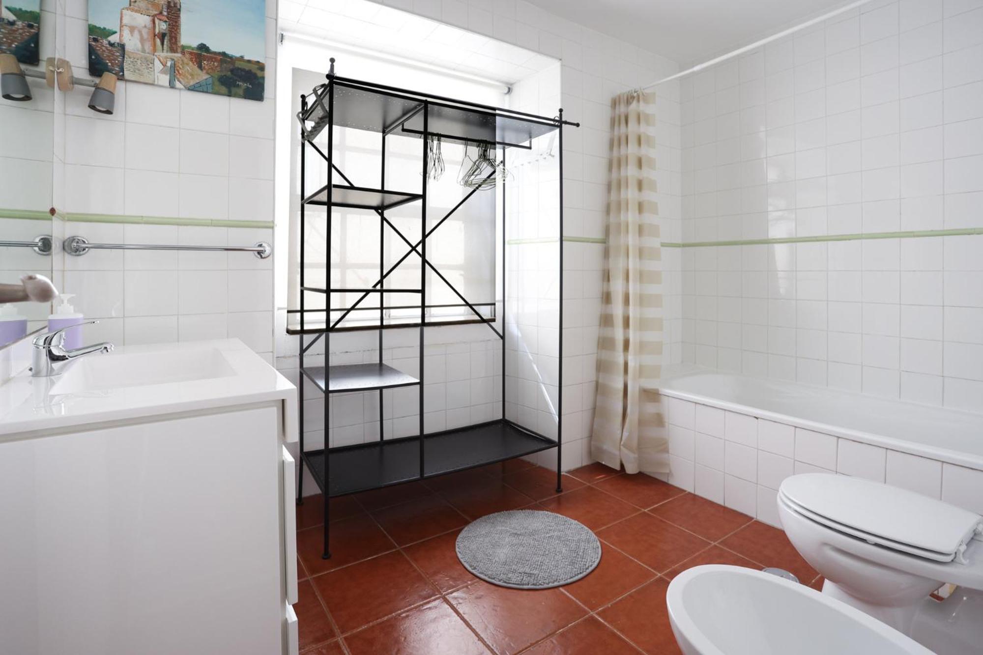 City Center Apt In Lively Bairro Alto! Lisboa 外观 照片